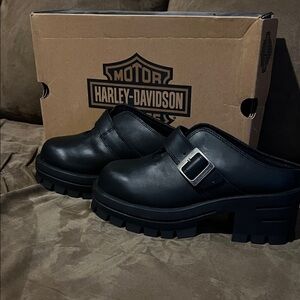 Harley-Davidson Black Leather Buckle clogs Mules